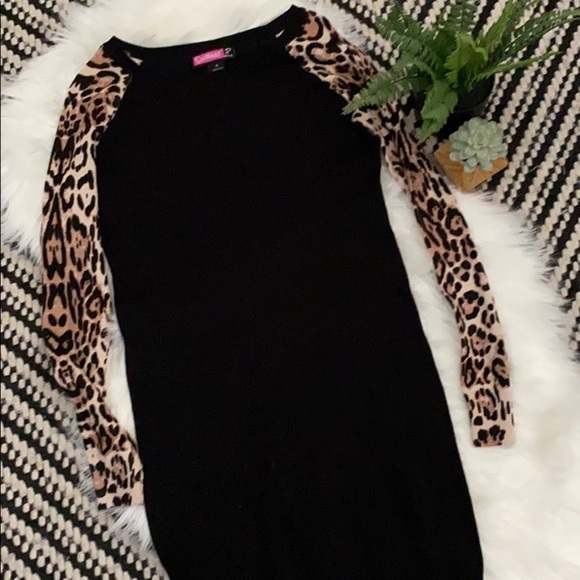 leopard Sweater dress - Picture 1 of 6